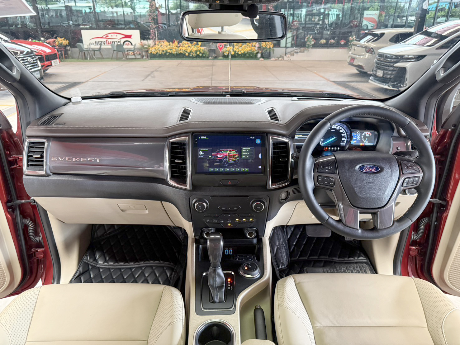 EVEREST 3.2 Titanium+ 4WD 2018