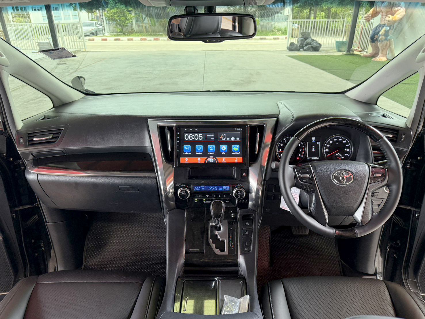 TOYOTA ALPHARD 2.5 SC PACKAGE 2016