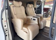 TOYOTA  ALPHARD 2.5 X HYBRID 2017