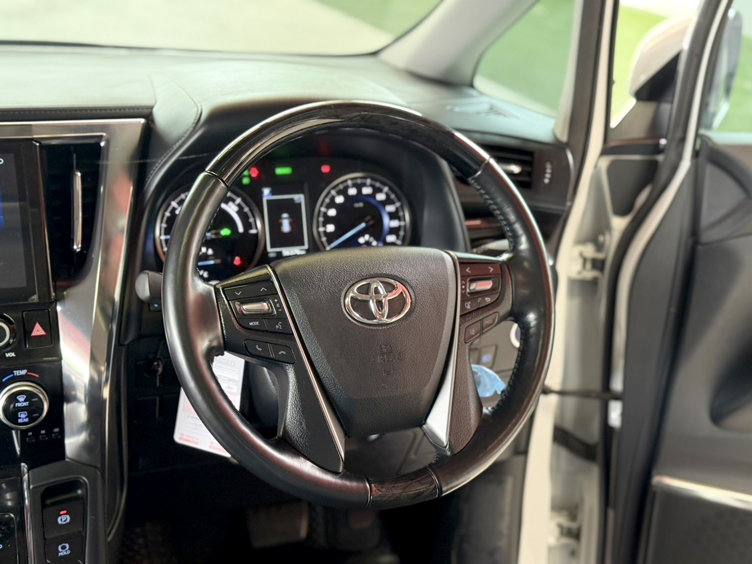 TOYOTA ALPHARD 2.5 SRC PACKAGE HYBRID 2022