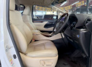 TOYOTA ALPHARD 2.5 HYBRID E-FOUR 2018