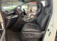 TOYOTA ALPHARD 2.5 SC PACKAGE 2017