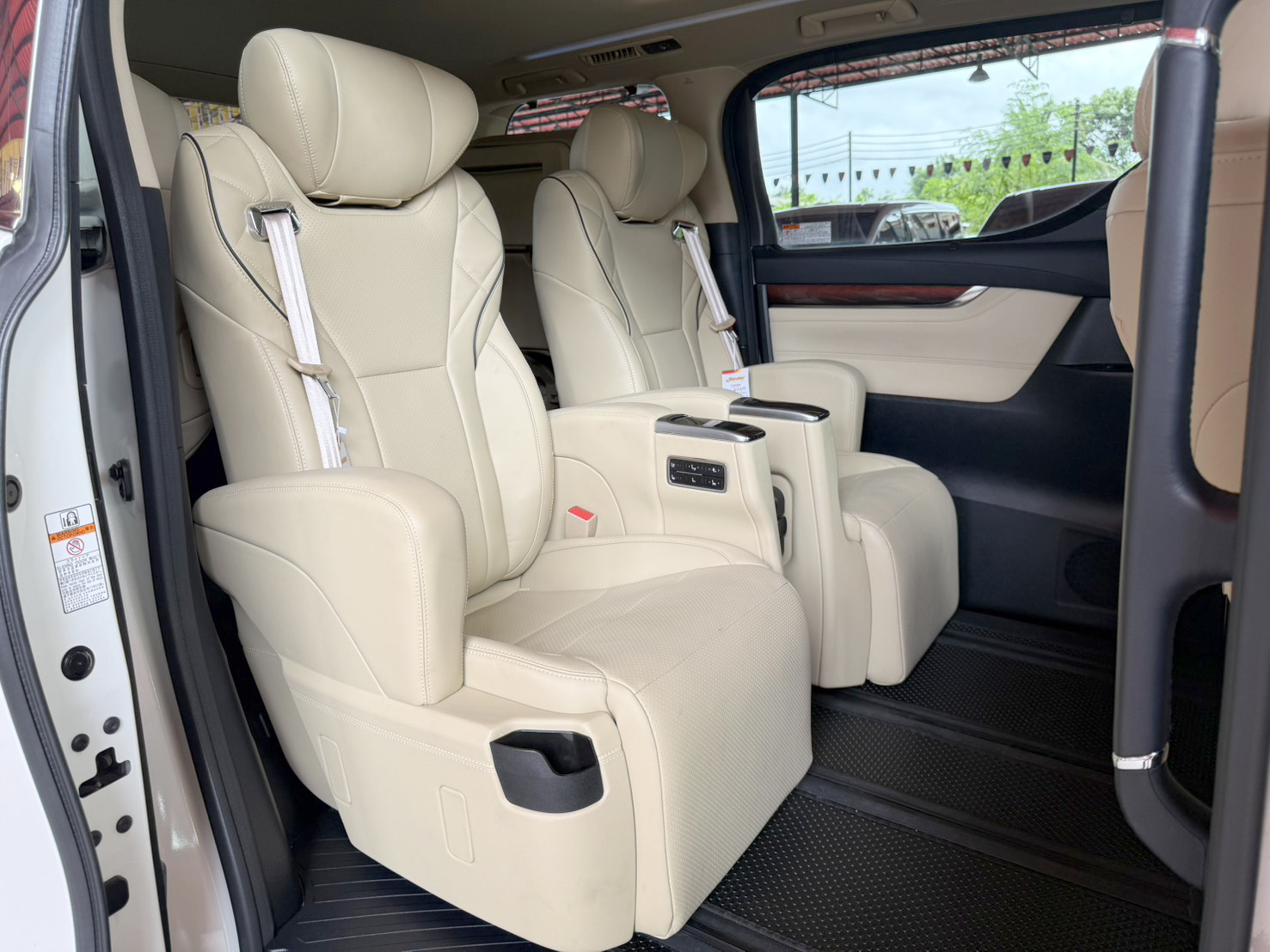 TOYOTA VELLFIRE 2.5 Z-G EDITION 2017