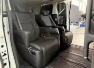 TOYOTA ALPHARD 2.5 SC PACKAGE 2017