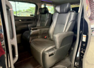 TOYOTA ALPHARD 2.5 HYBRID 2015