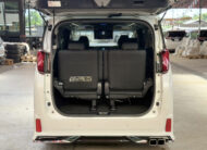 TOYOTA ALPHARD 2.5 SC PACKAGE 2017