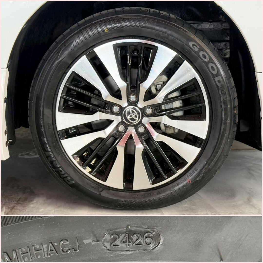 TOYOTA ALPHARD 2.5 HYBRID E-FOUR 2018