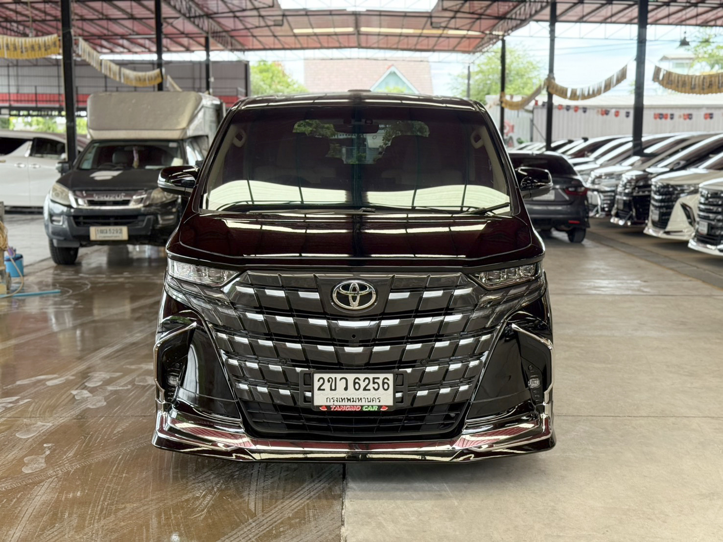 TOYOTA ALPHARD 2.5 HYBRID 2015
