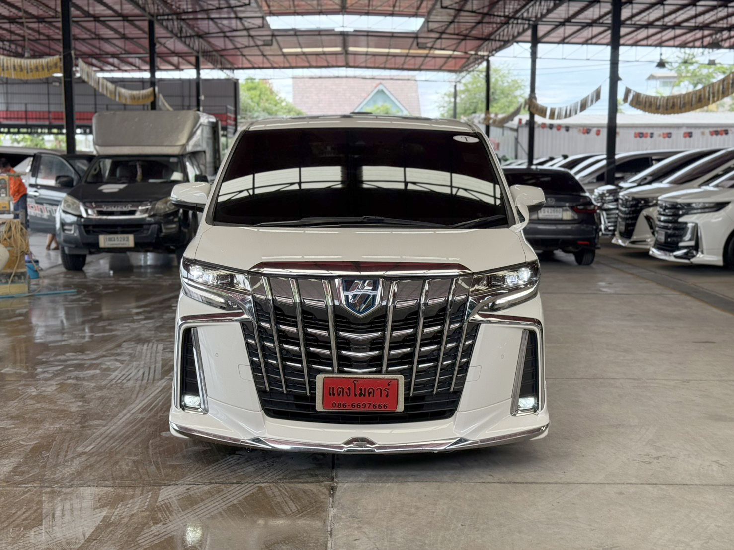 TOYOTA ALPHARD 2.5 SRC PACKAGE HYBRID 2024