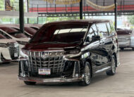 TOYOTA ALPHARD 2.5 HYBRID E-FOUR 2022