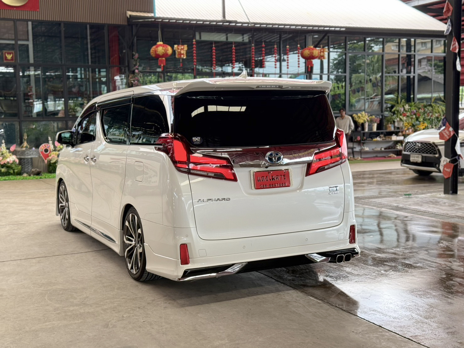 TOYOTA ALPHARD 2.5 SRC PACKAGE HYBRID 2024