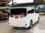 TOYOTA ALPHARD 2.5 HYBRID E-FOUR 2018
