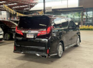 TOYOTA ALPHARD 2.5 HYBRID E-FOUR 2022