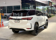 TOYOTA FORTUNER 2.4 V 2WD 2016