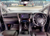 TOYOTA ALPHARD 2.5 HYBRID E-FOUR 2022