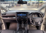 TOYOTA ALPHARD 2.5 SC PACKAGE 2017