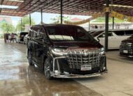 TOYOTA ALPHARD 2.5 HYBRID 2015