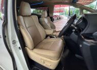 TOYOTA ALPHARD 2.5 G 2017