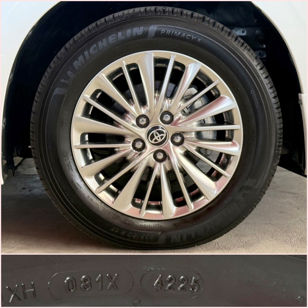 TOYOTA ALPHARD 2.5 HYBRID E-FOUR 2021