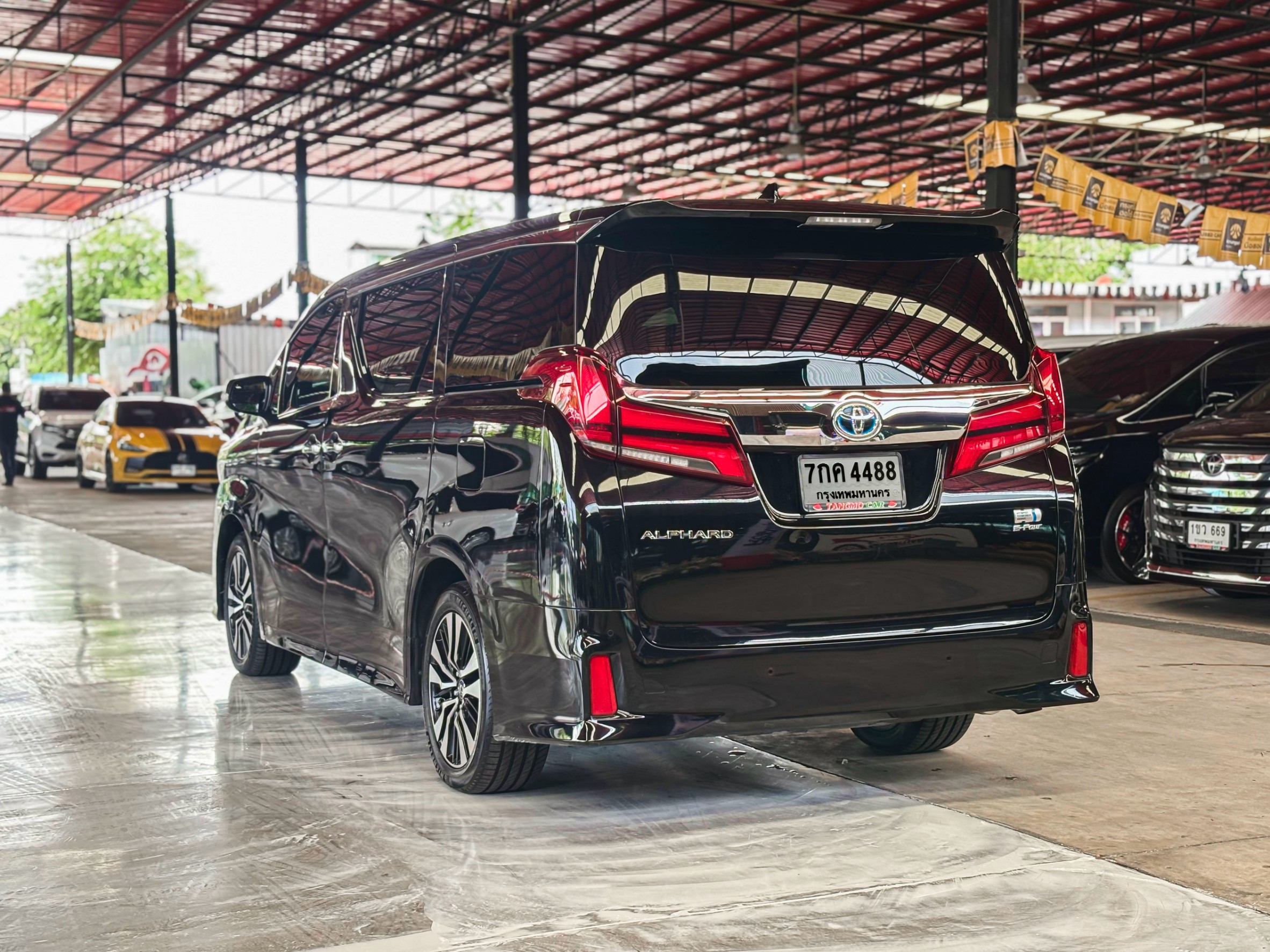 TOYOTA ALPHARD 2.5 SRC HYBRID 2022