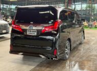 TOYOTA ALPHARD 2.5 HYBRID 2015