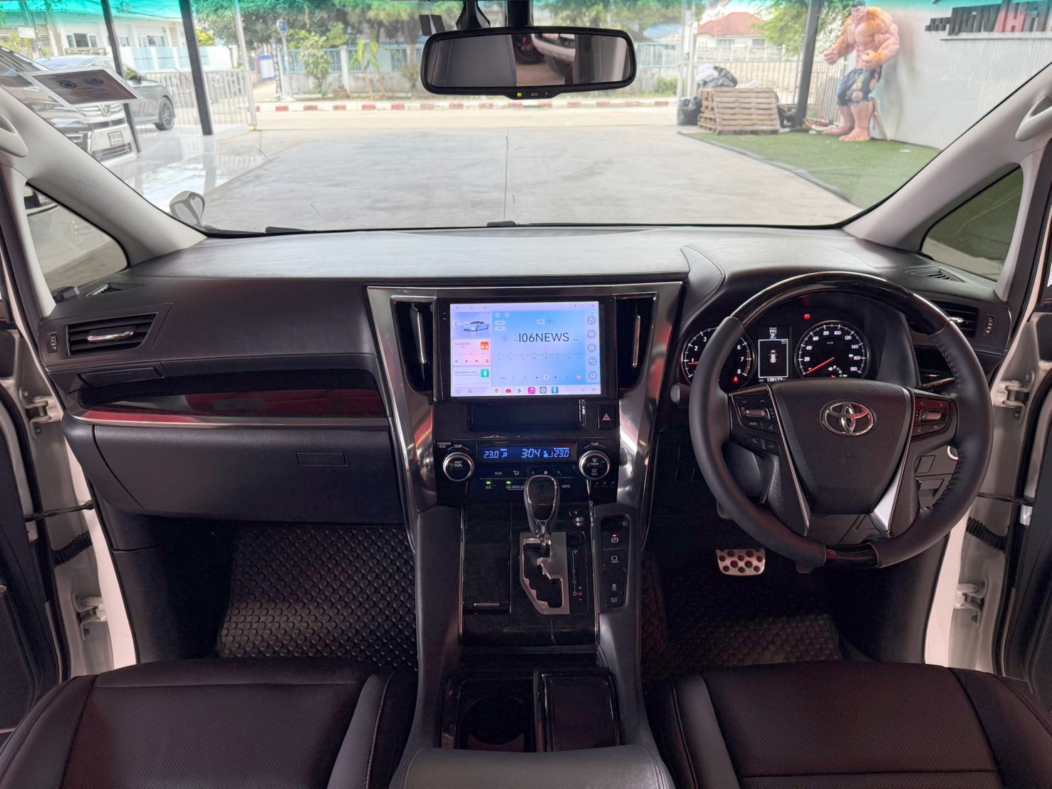 TOYOTA ALPHARD 2.5 SC PACKAGE 2018