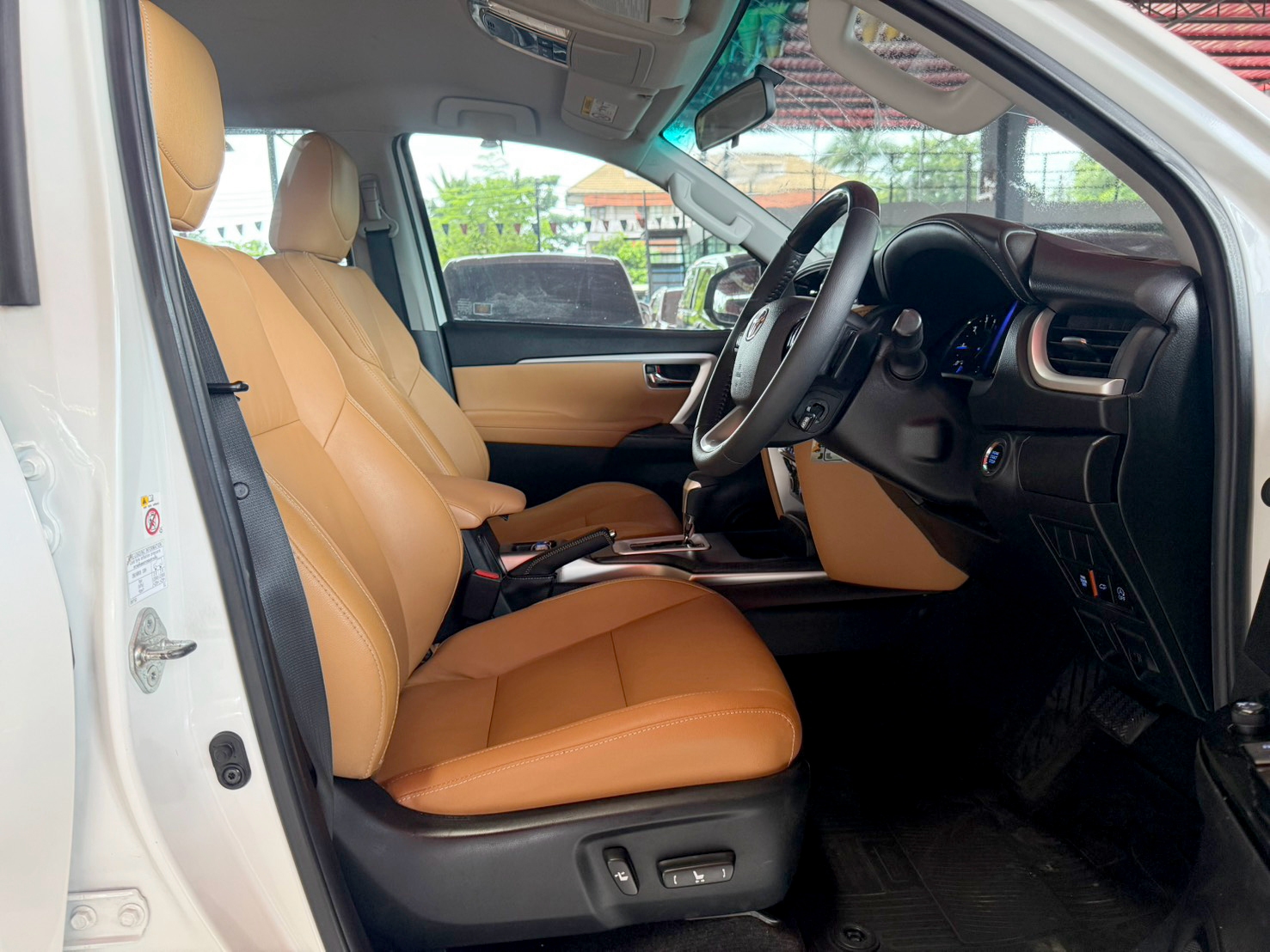 TOYOTA FORTUNER 2.8 V 4WD 2016