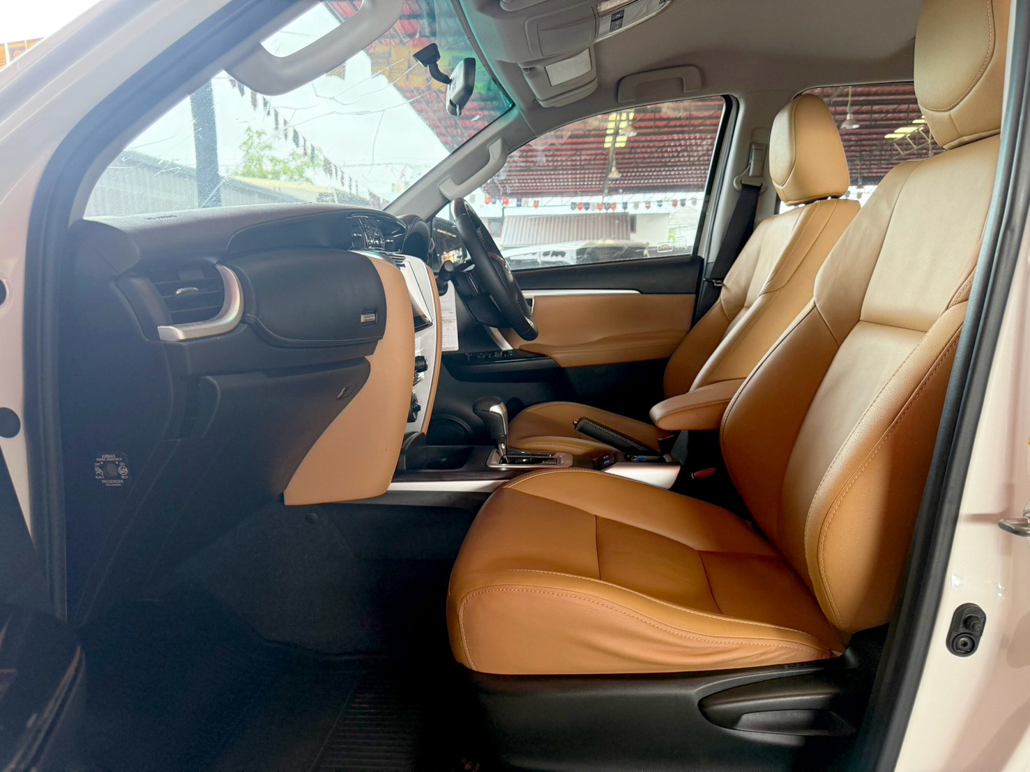 TOYOTA FORTUNER 2.8 V 4WD 2016