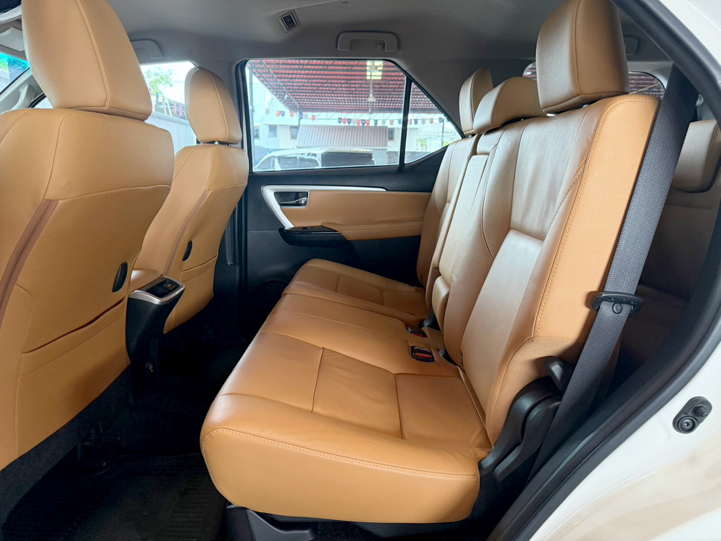 TOYOTA FORTUNER 2.8 V 4WD 2016