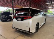 TOYOTA VELLFIRE 2.5 HEV E-FOUR 2025