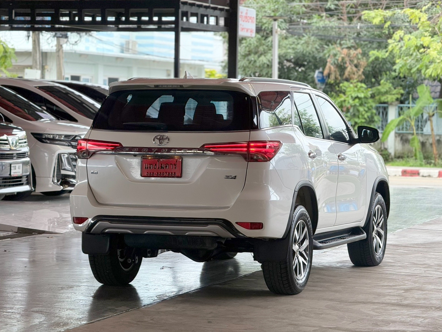 TOYOTA FORTUNER 2.8 V 4WD 2016
