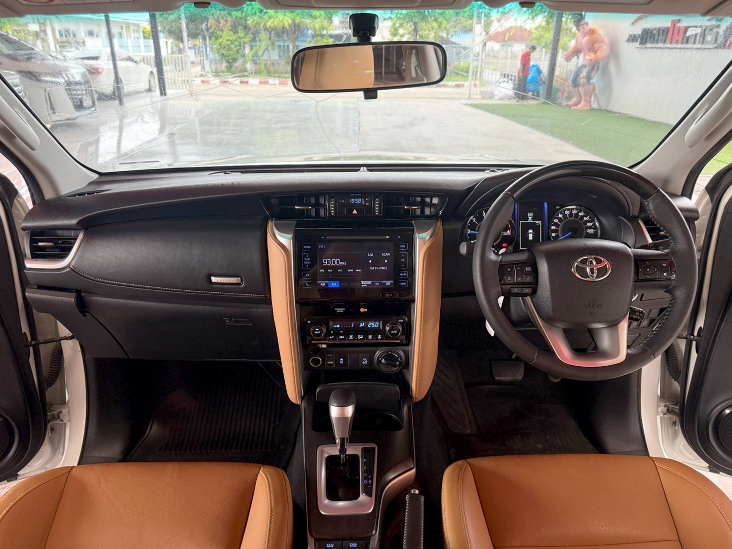 TOYOTA FORTUNER 2.8 V 4WD 2016