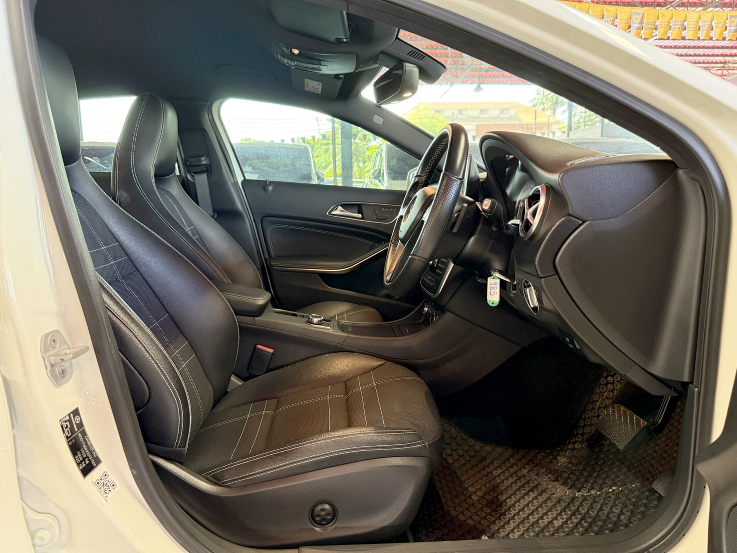 Mercedes benz A180 1.6  Urban  2014