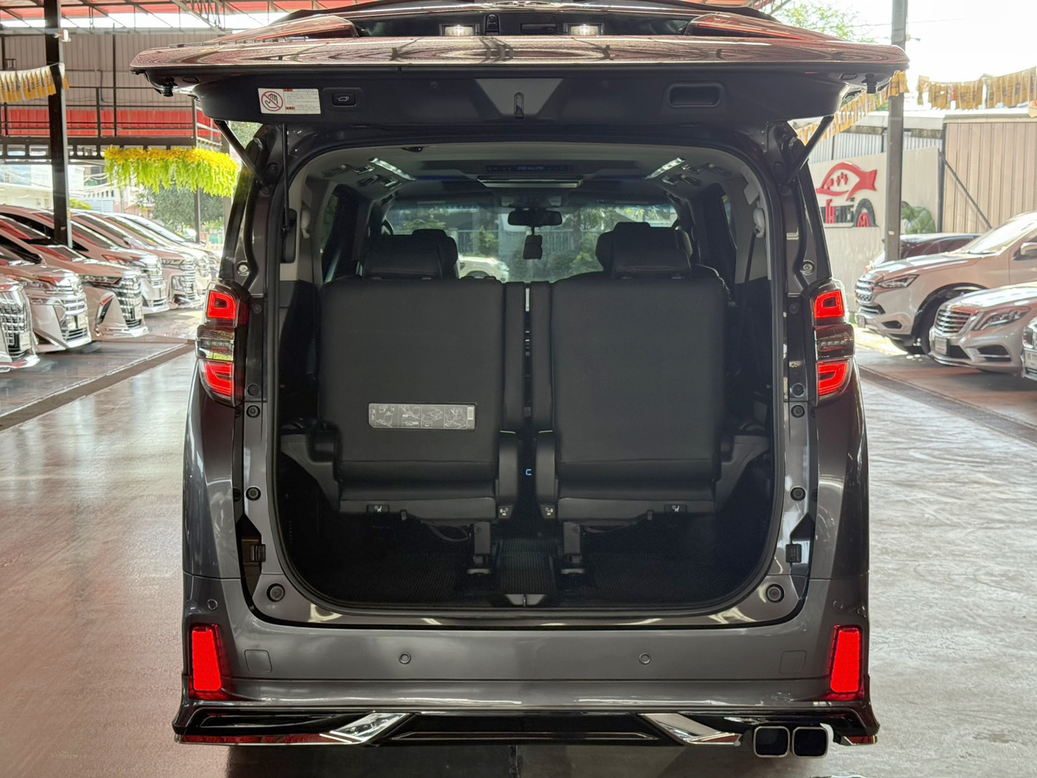 TOYOTA VELLFIRE 2.5 Z-G EDITION 2016
