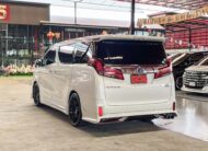 TOYOTA ALPHARD 2.5 HYBRID E-FOUR 2020