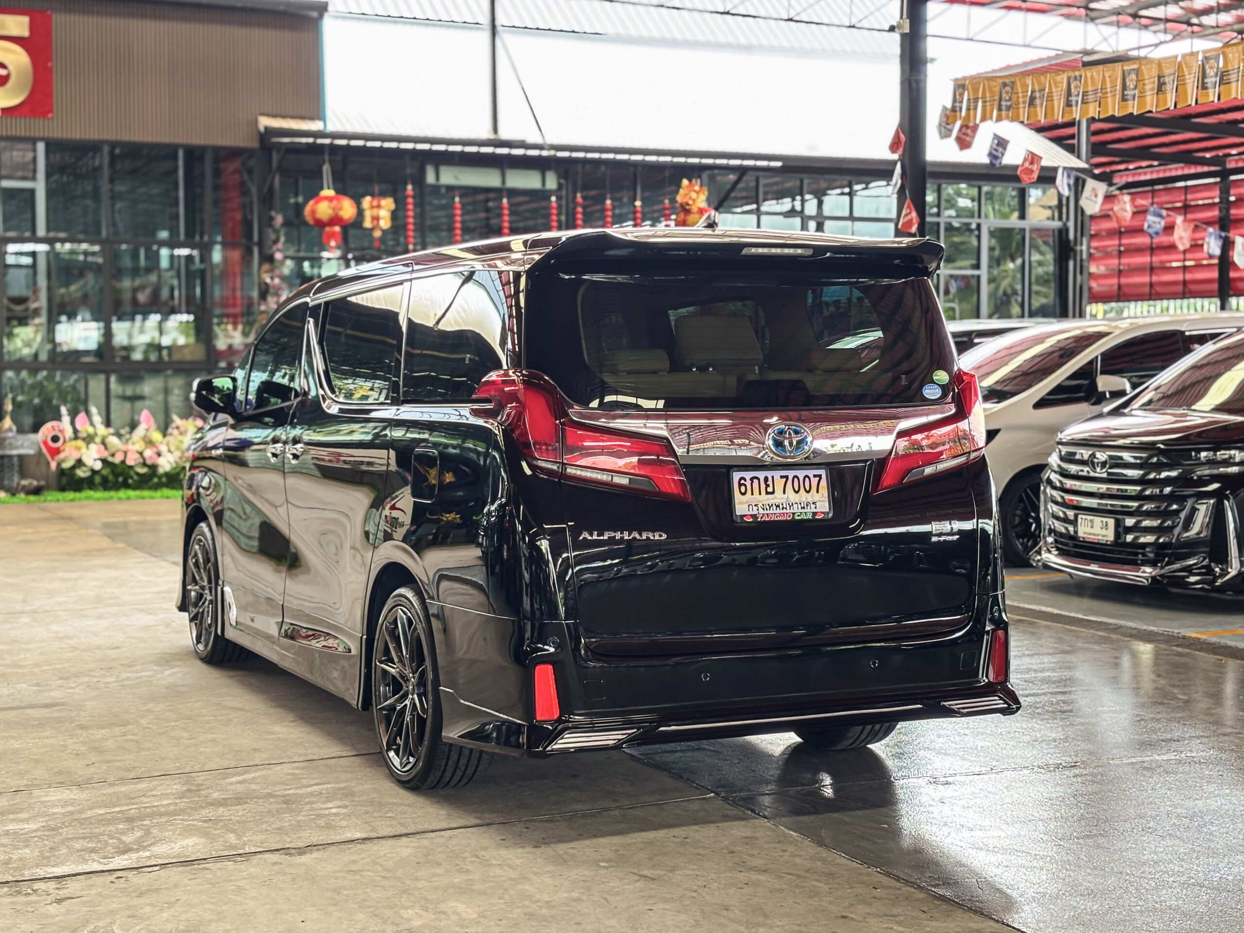 TOYOTA ALPHARD 2.5 HYBRID GF 2020