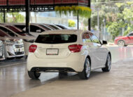Mercedes benz A180 1.6  Urban  2014