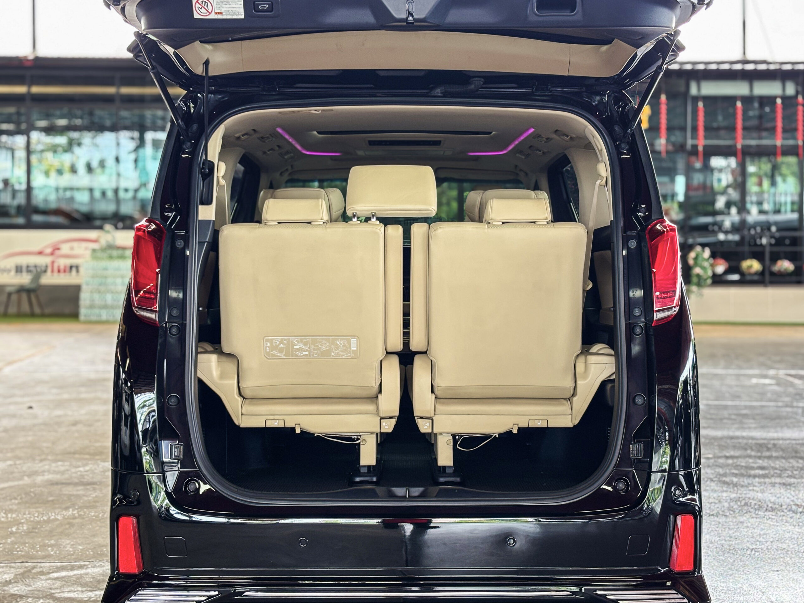TOYOTA ALPHARD 2.5 HYBRID GF 2020