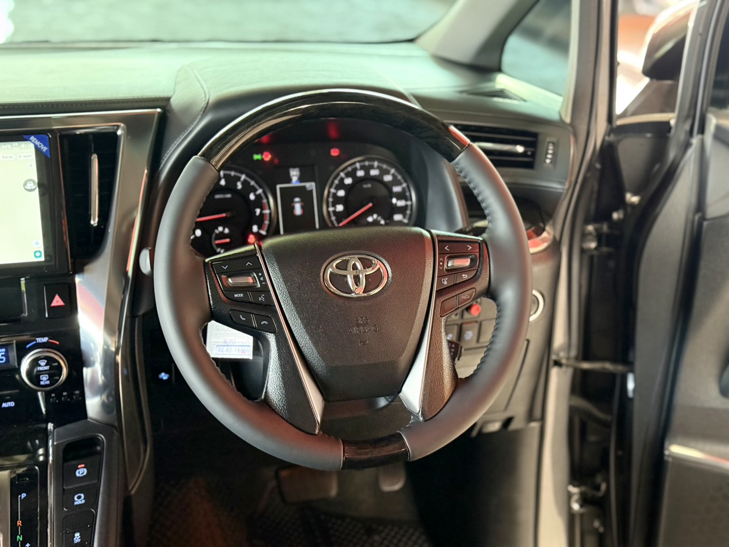 TOYOTA VELLFIRE 2.5 Z-G EDITION 2016