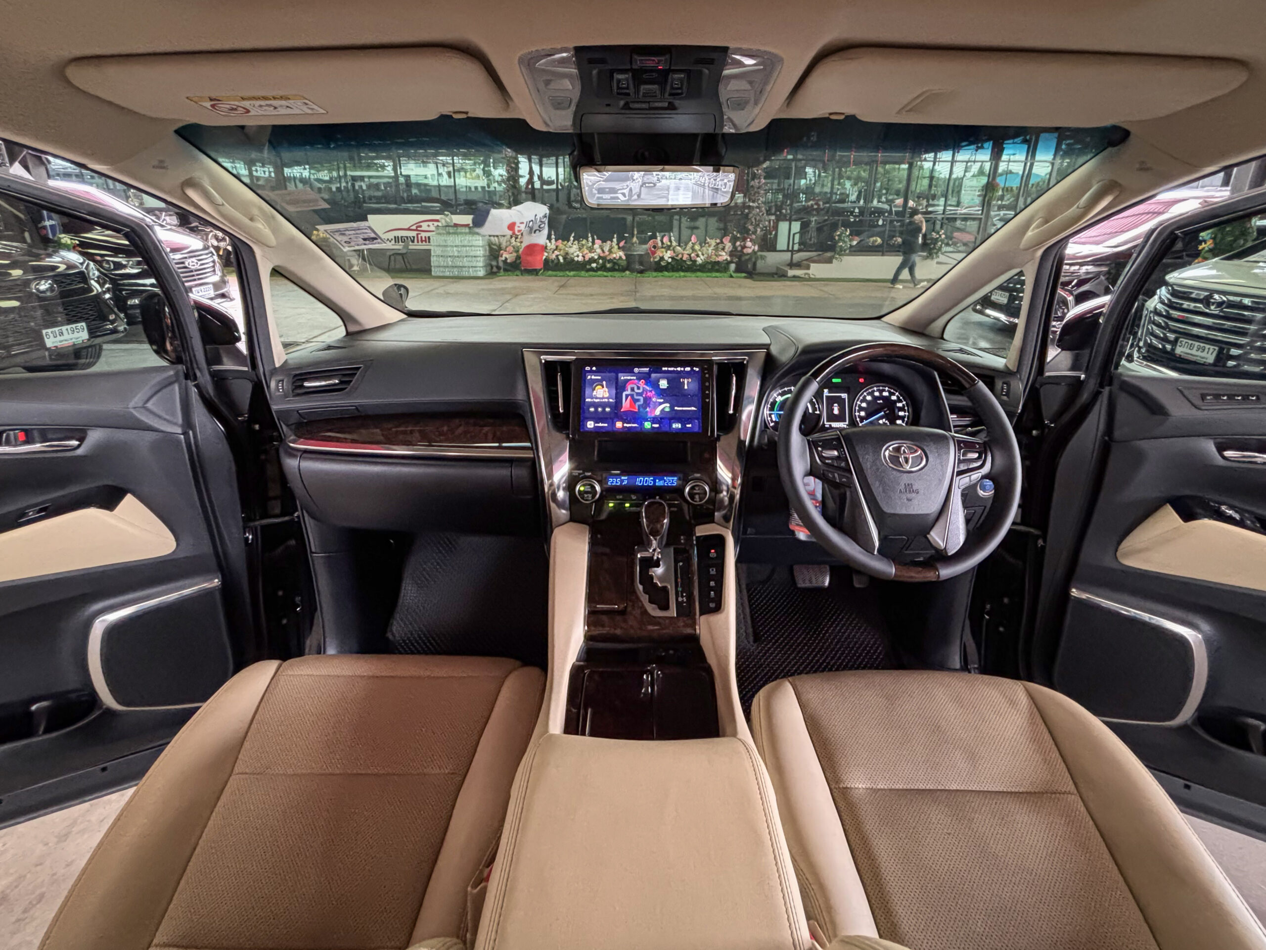 TOYOTA ALPHARD 2.5 HYBRID GF 2020